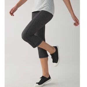 Lululemon Gather & Crow Crop Leggings